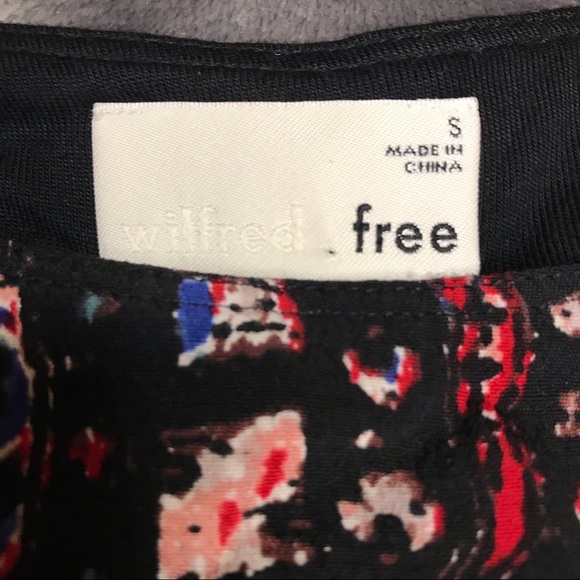 WILFRED FREE | ARITZIA Juglier Blouse Capped Slv - Picture 4 of 5